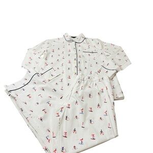 J. Crew White Pajama Shirt with Red and Blue Skier Print Men’s Size Medium